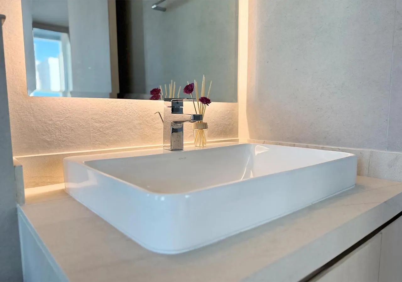 Luxury Full Marina View 1 Bedroom Hall & Infinity Pool On Marina Walk Dubaï